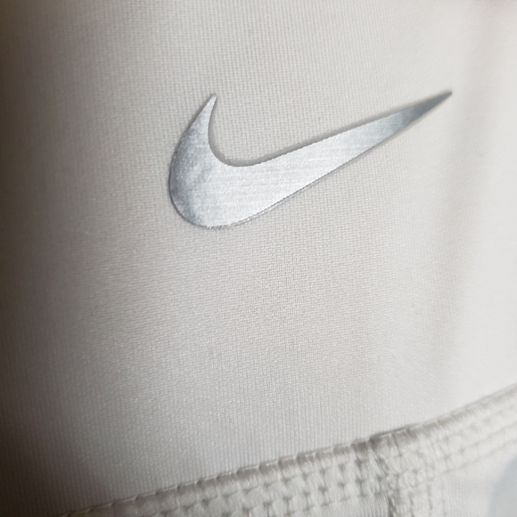 SOLD Nike Pro Intertwist Women's Leggings Tights - Picture 5 of 13